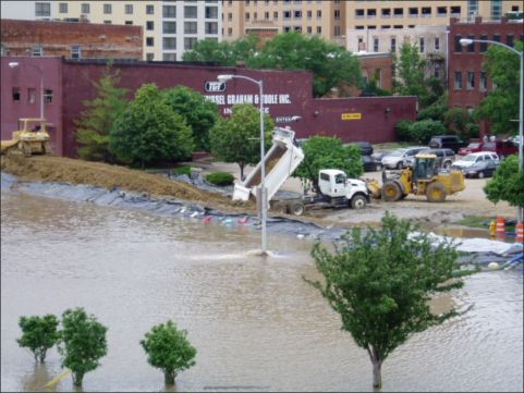 File:Davenport2008flood.jpg