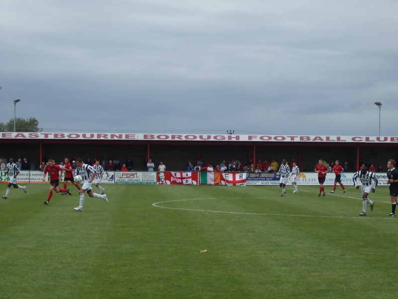 File:Eastbourne Borough Maidenhead game 180807.png