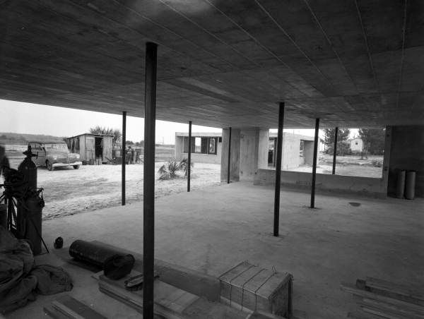 File:Lamolithic House Finished Concrete (1948).jpg