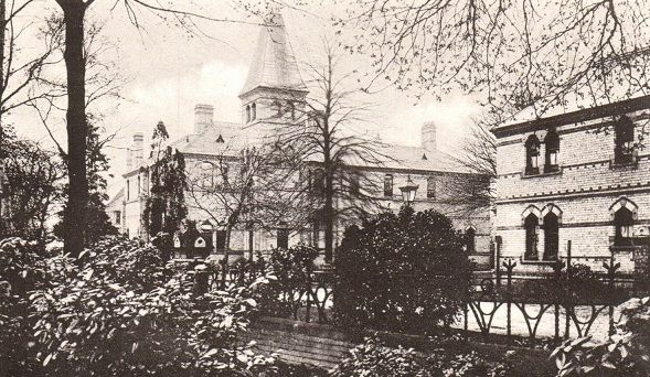 File:North Cambridgeshire Hospital.jpg