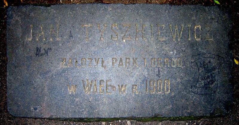 File:Traku-vokes-dvaras-memorial-plate.jpg