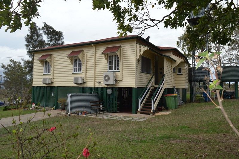 File:Blenheim State School, Teachers Residence, from southwest.jpg