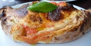 File:CalzoneAlForno.jpg