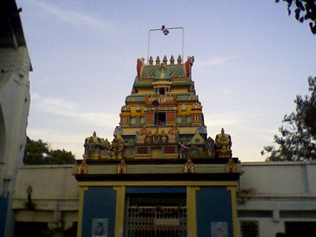 File:Gopuram at Chilkur Temple1.jpg