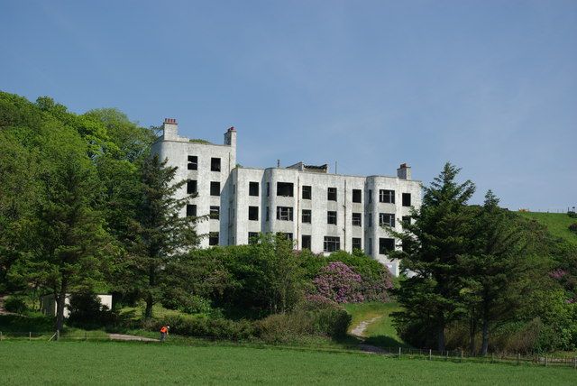 File:Keil Hotel - geograph.org.uk - 1431525.jpg