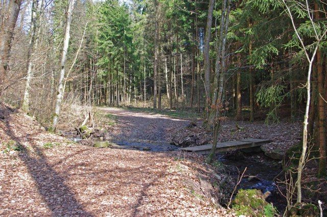 File:Kleine Brücke über die Bottwar.jpg