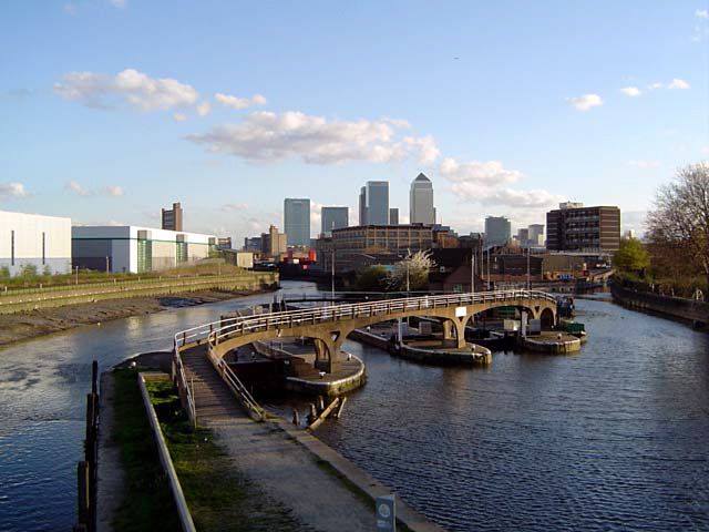 File:Lee navigation at bow creek.jpg