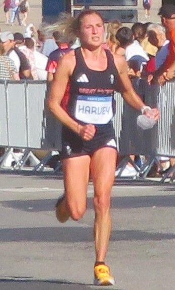 File:Marathon féminin JO 2024 à Versailles (cropped).jpg