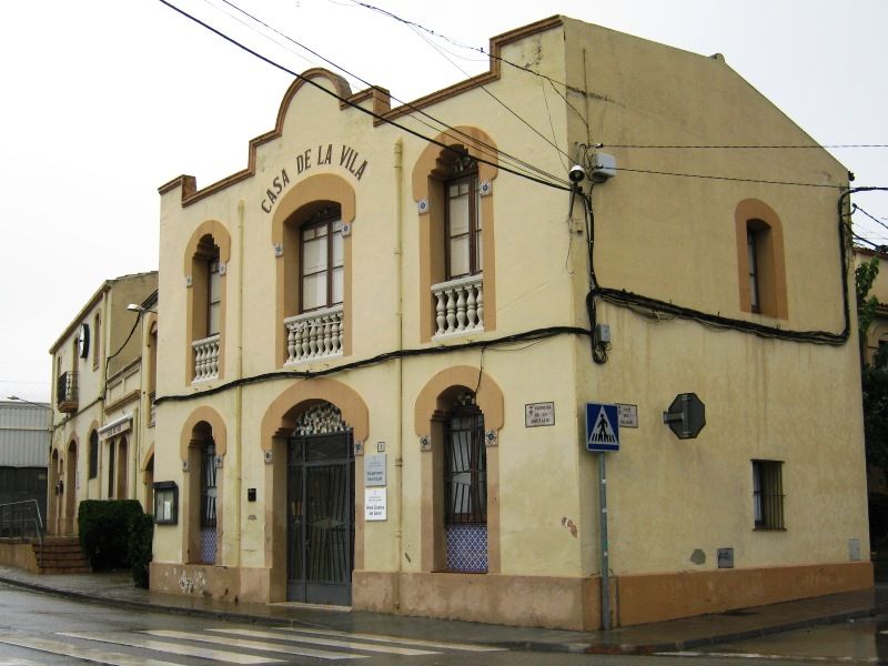 File:Pacs del Penedès.jpg