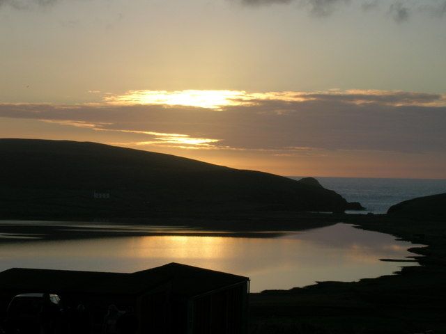 File:Sunset - geograph.org.uk - 687838.jpg