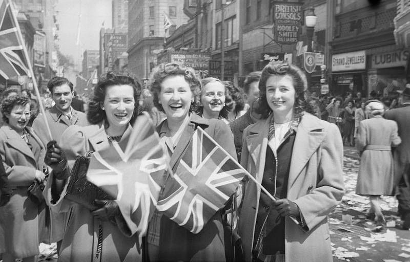 File:Victory Day - Montreal 2.jpg