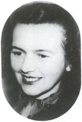 File:Helena Koželuhová (1907-1967).jpg