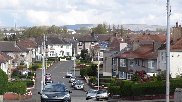 File:Hillsborough Road, Garrowhill (geograph 2912654).jpg