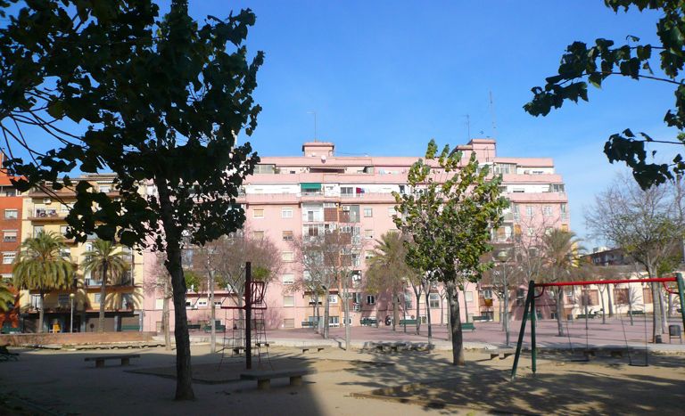 File:Plaça Mossen Joan Cortinas.jpg