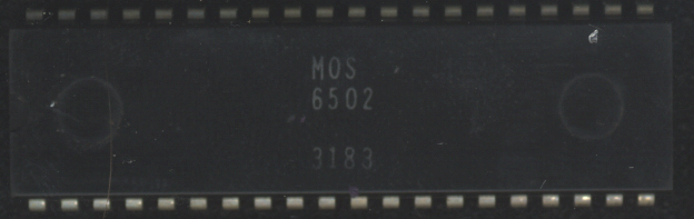 File:Ic-photo-mos-6502-3183.png