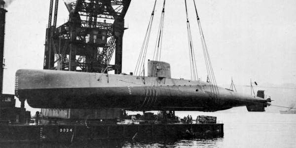 File:Japanese No71 submarine in 1938.jpg