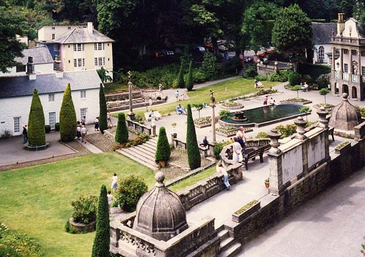 File:Portmeirion.750pix.jpg