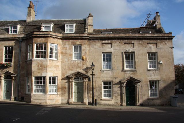 File:25 & 26 Maiden Lane (geograph 2985805).jpg