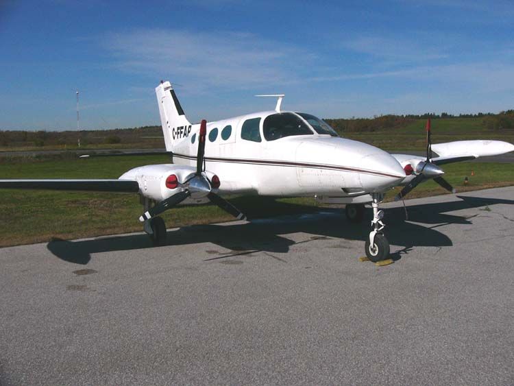 File:Cessna402C-FFAP02.jpg