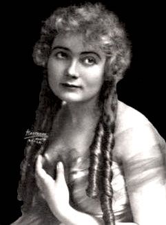 File:Florence Dagmar (1918).jpg