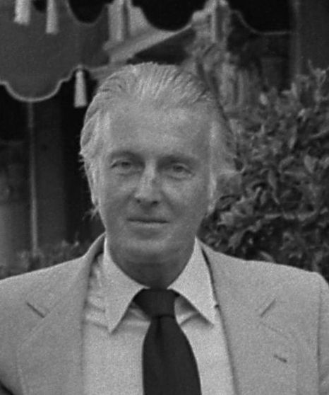 File:Hubert de Givenchy in Beverly Hills, 1978.jpg