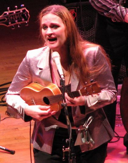 File:Madeleine Peyroux.jpg