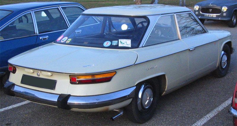 File:Panhard 24 BT arriere.jpg