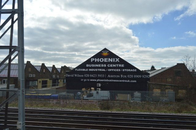 File:Phoenix Business Park, Harrow.jpg