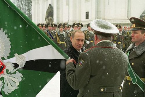 File:Vladimir Putin 21 February 2002-8.jpg