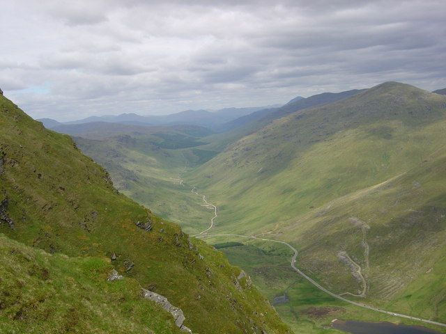 File:Glen Kinglas - geograph.org.uk - 182415.jpg