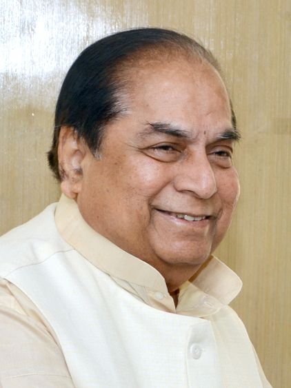 File:Shri D.Y. Patil (cropped, 3x4).jpg