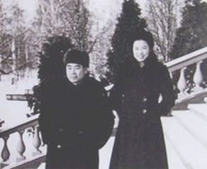 File:Sun Weishi Zhou Enlai in Moscow.jpg