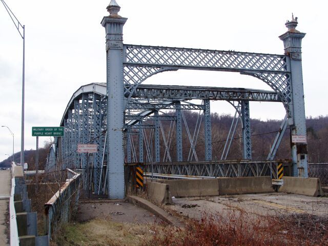 File:Wheeling West Virginia Old us 40-Bridge 14.jpg