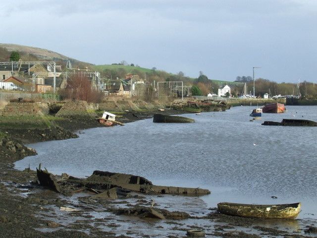 File:Bowling Harbour.jpg