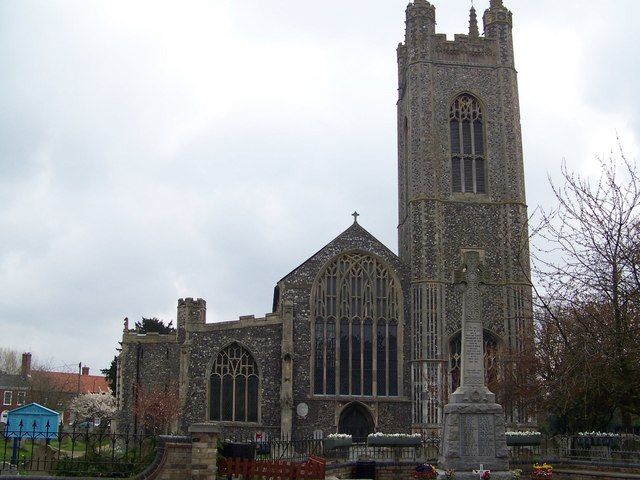 File:Bungay - Church of St Mary.jpg