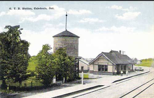 File:Caledonia GTR station 2.jpg