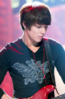 File:Choi Jong-hoon (cropped).png