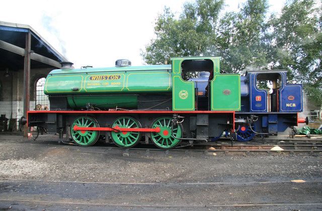 File:Foxfield Railway - sisters (geograph 3051892).jpg