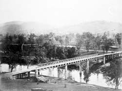 File:Gundagai bridge 1885.jpg