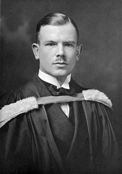 File:Norman Bethune graduation 1922.jpg