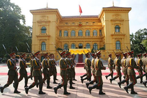 File:Vietnamese Presidential Palace, Hanoi, 2006-Nov-17.jpg