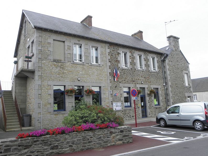 File:Beauvoir (50) Mairie.jpg