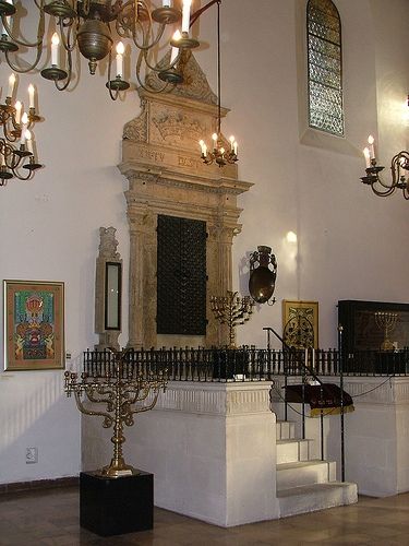 File:Old Synagogue Krakow 29.jpg