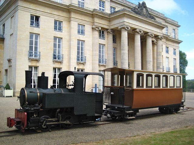 File:Cfc train chateaubenouville.jpg