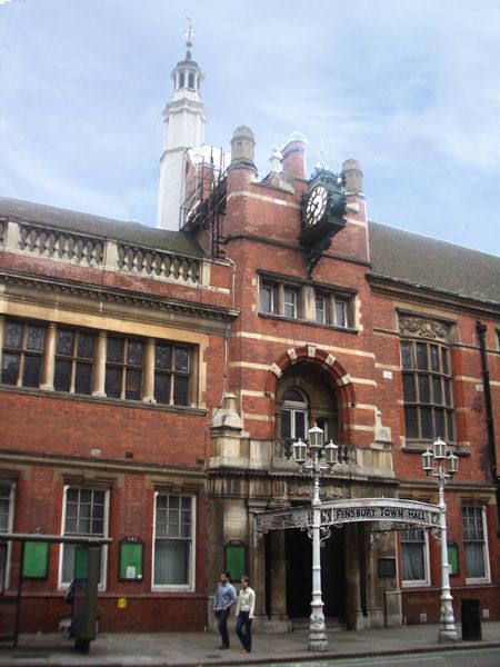 File:Finsbury Town hall1.jpg