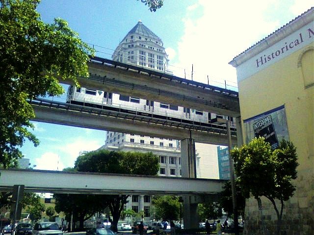 File:Government Center and Courthouse.jpg