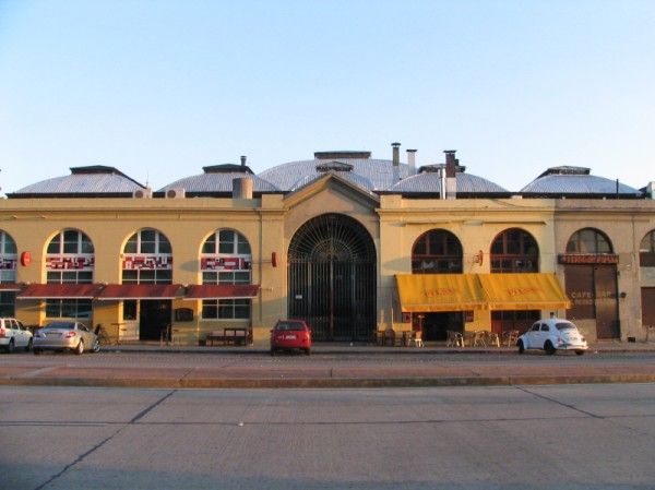 File:Mercado del Puerto.jpg