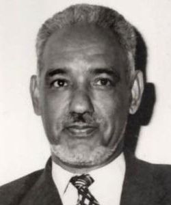 File:Moktar Ould Daddah 1977.jpg