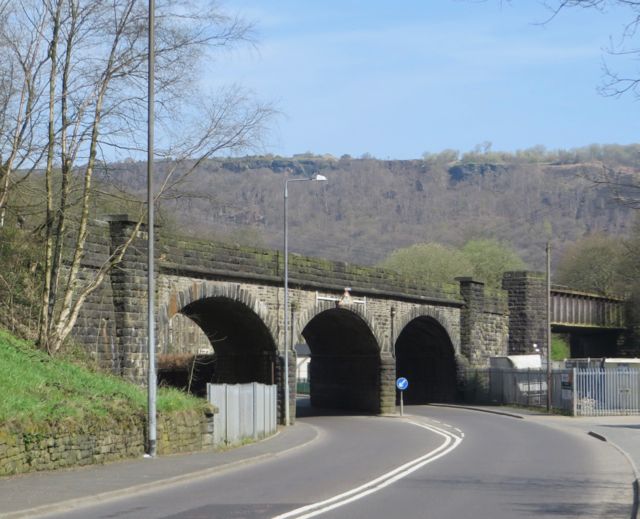 File:Whitely Arches Railway Viaduct.jpg