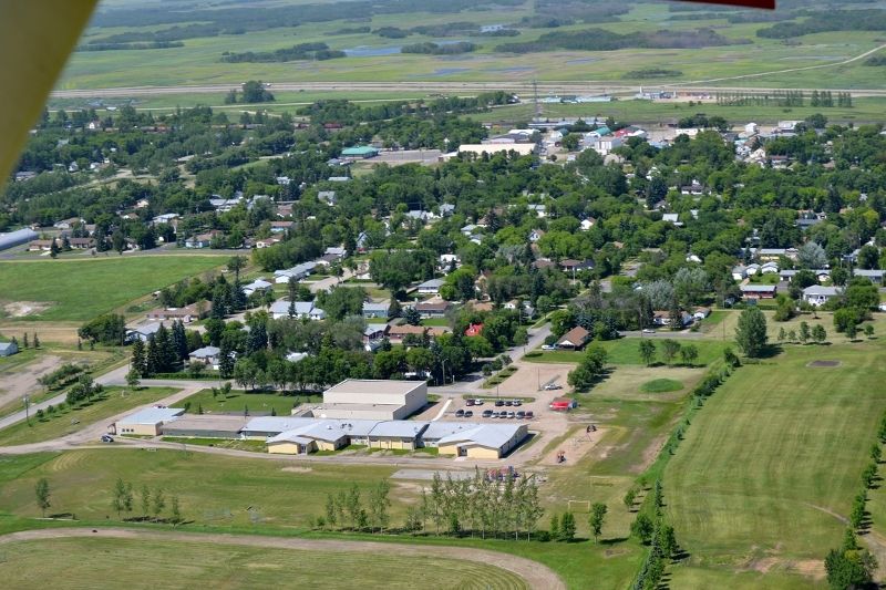 File:Aerial view of Broadview Saskatchewan 2014.jpg